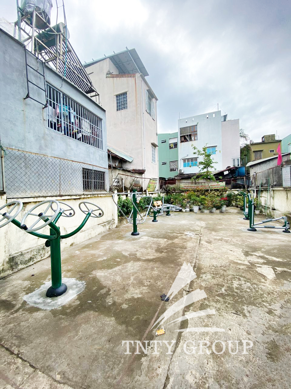 outdoor sports equipment 16