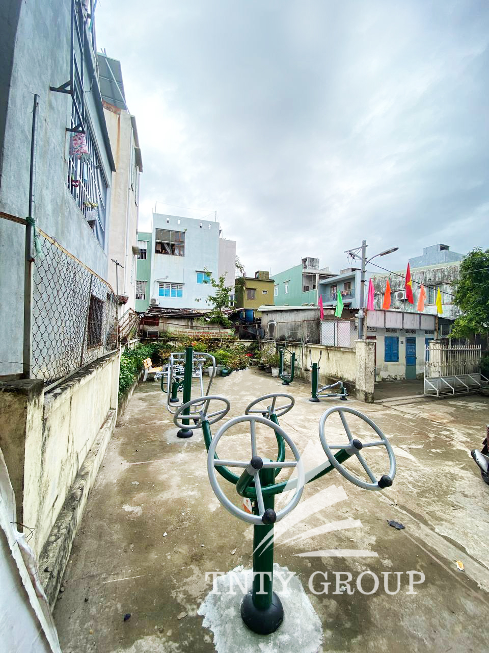 outdoor sports equipment 17